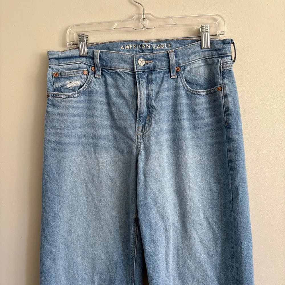 American Eagle Stovepipe Jeans Womens 8 Blue Medium Wash High Rise Straight - Picture 2 of 9
